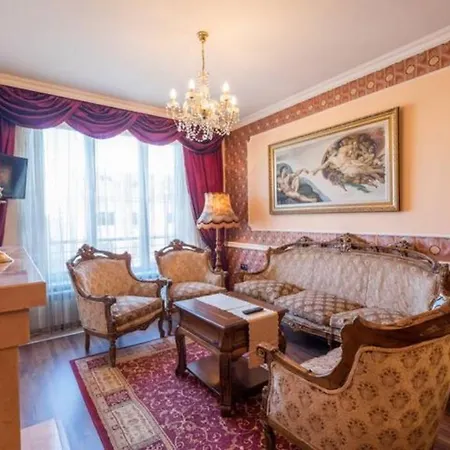 Luxury Baroque Interior In Perfect 1-bedroom Flat Apartment Sofia